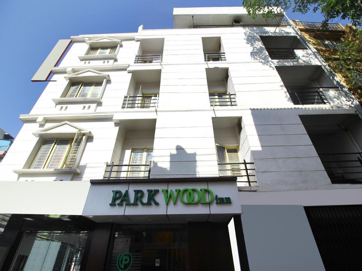 Parkwood Executive Rooms Inn Bangalore Exterior foto